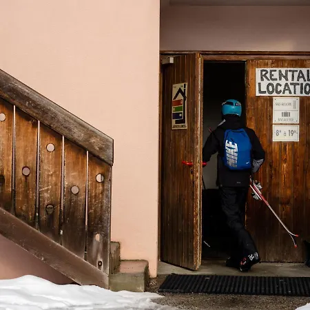 Albergue Hi *