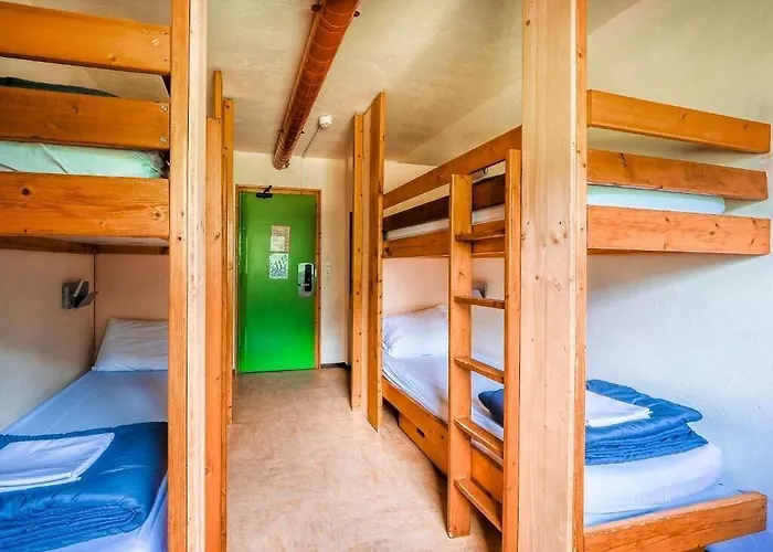 Hi Albergue Chamonix